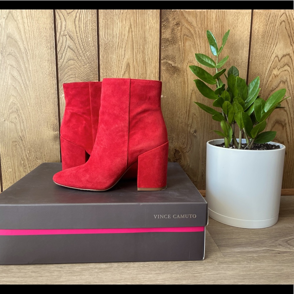 Vince Camuto shoes worn once